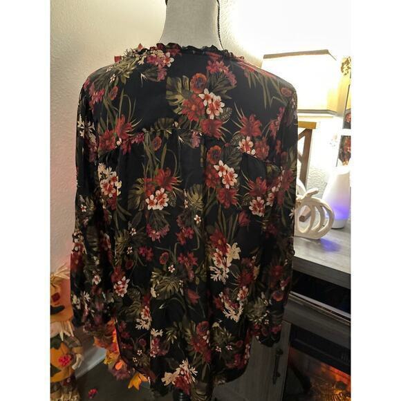 Johnny Was floral print blouse size M - Picture 2 of 3